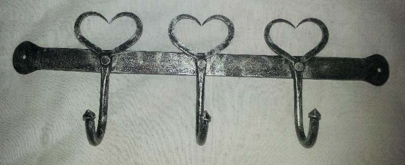 Wrought Iron Wall Hanger 01