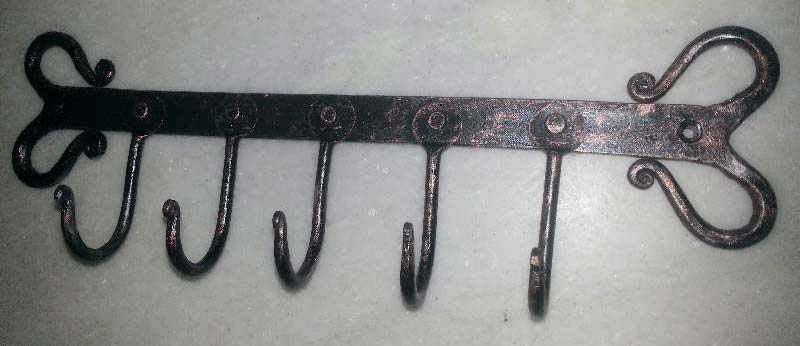 Wrought Iron Wall Hanger 03