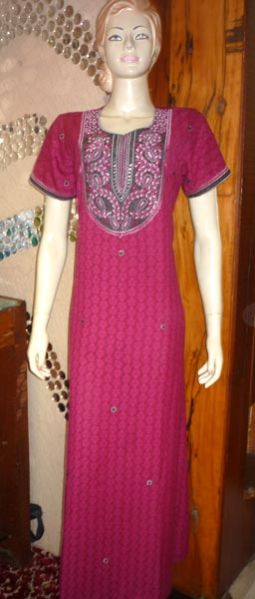Kavita Magenta Night Gown