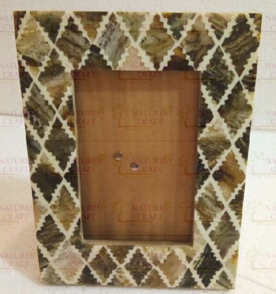 NC-FR-105 Resin Photo Frame  .