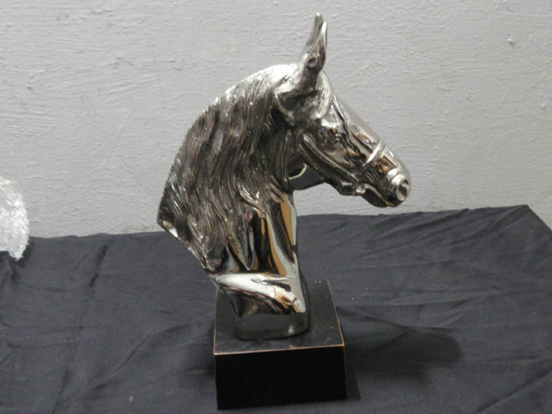 Table Top Decorative Item 01