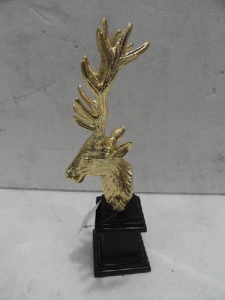 Table Top Decorative Item 04