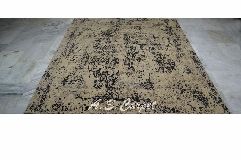 Hand Knotted Carpet 05