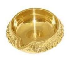 Brass Kuber Deepa