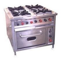 Continental Range Four Burner with Oven