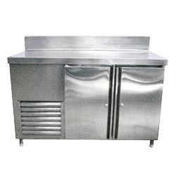 Solid Dish Landing Table