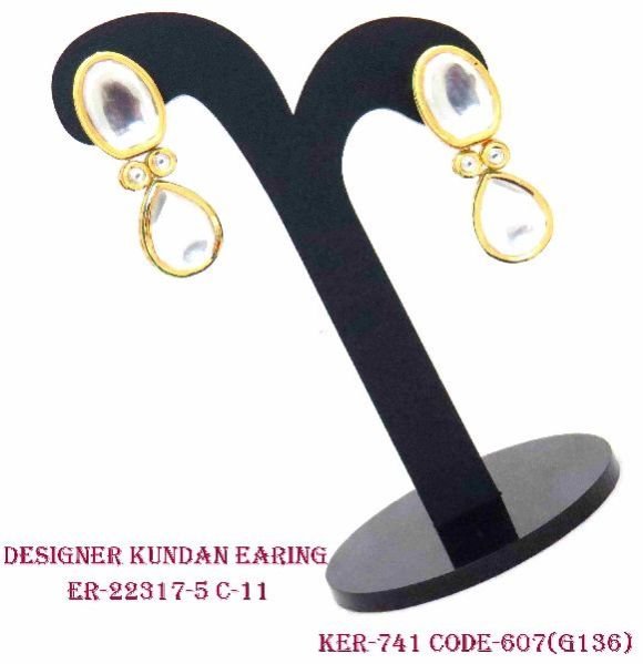 607(G136) Earring