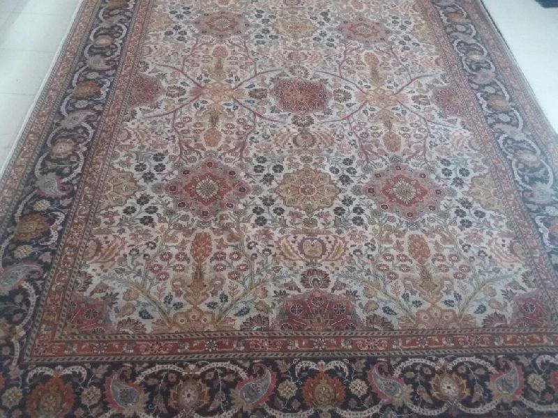 Hand Knotted Persian Carpet 05