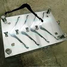 Hanger Mould 03