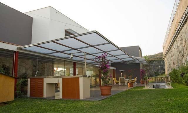 Roofing & Shelter 02