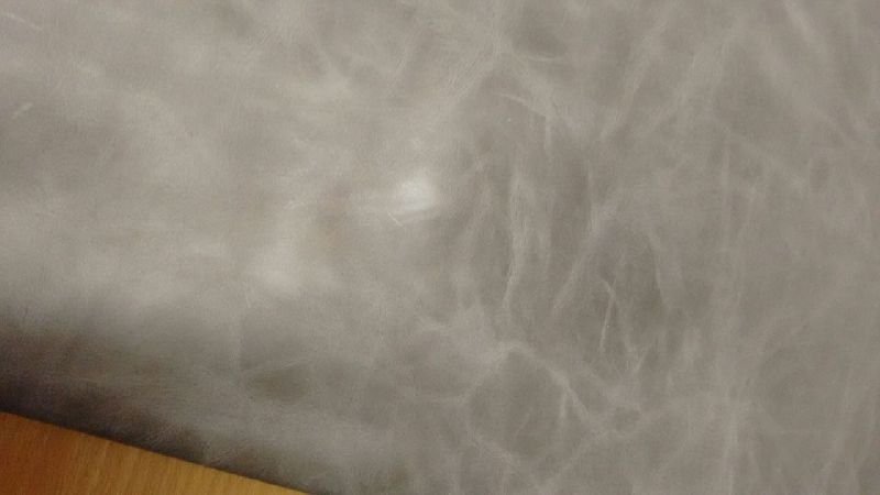 Cow Crunch Wax Finished Leather 02