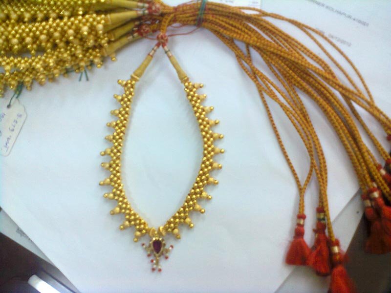 Thushi Necklace 