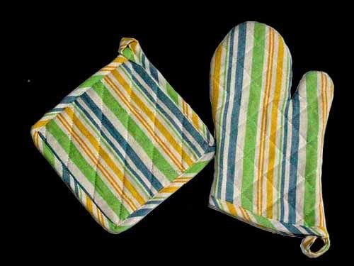 Kitchen Pot Holder & Glove Set 05