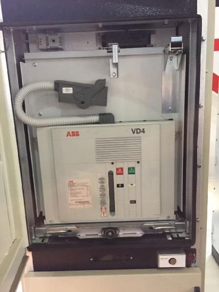 Vacuum Circuit Breaker 08