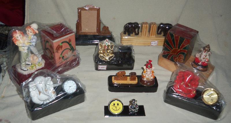 Wooden Table Organiser 02