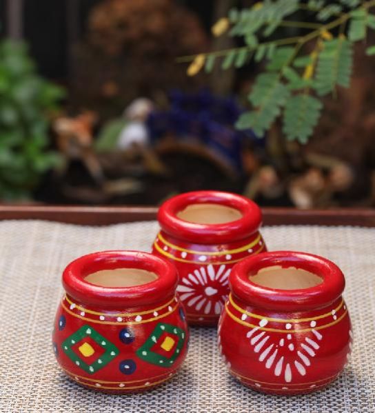 Kalaaplanet Wooden Red Decorative Pots - Set of 3