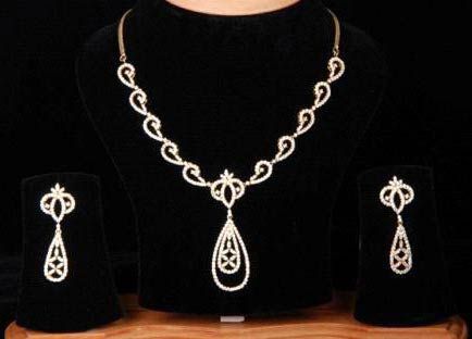 Necklace Set 05