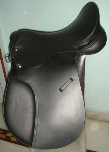 English Horse Saddle 01
