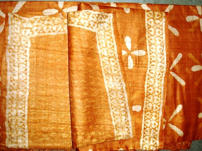 Handloom Bagru Dabu Print Tasar Silk Unstitched Suit (With Dupatta)