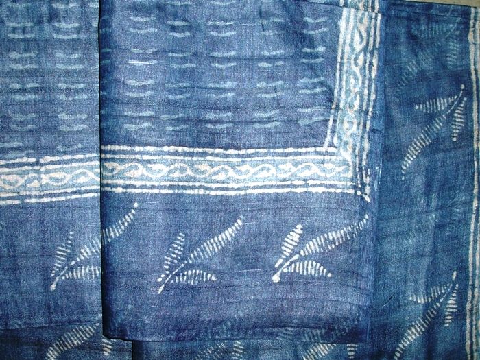 Handloom Bagru Dabu Print Tasar Silk Unstitched Suit (With Dupatta)