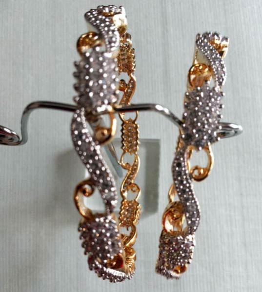 Artificial Bangles 03