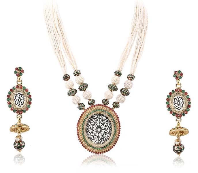 Thewa Necklace Set