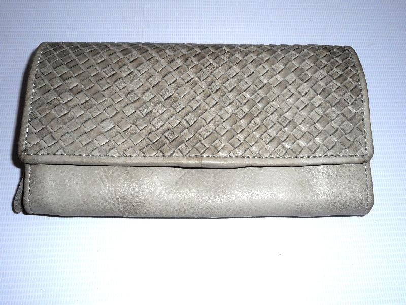 Leather Clutch 02