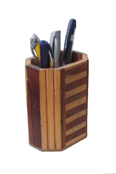 Wooden Pen Stand 02