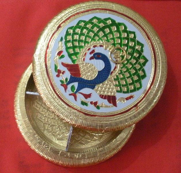 Oxidize Wooden Round Dry Fruit Box