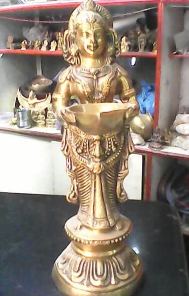 Welcome Statue Lady