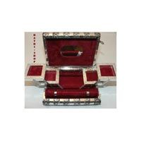 Metal Embossed Jewellery Box 01