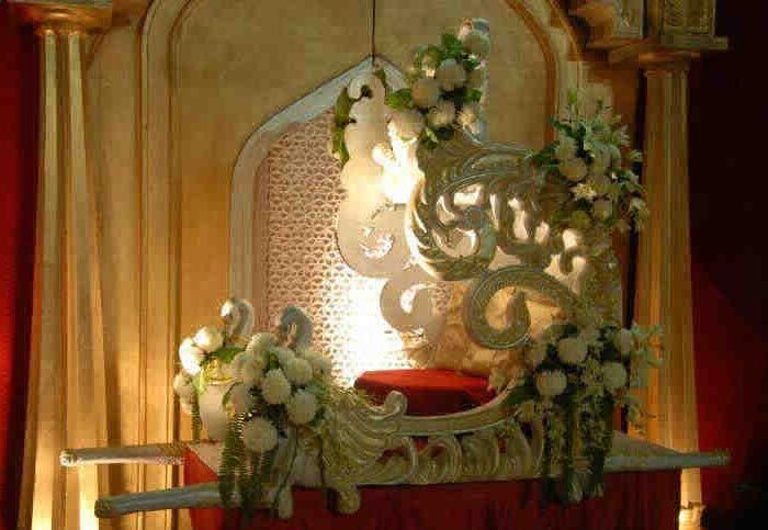 White Peacock Palki Wooden.