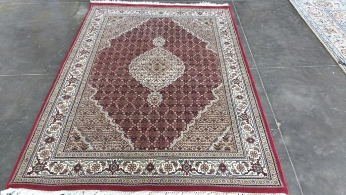Hand Knotted Persian Design Rug 12