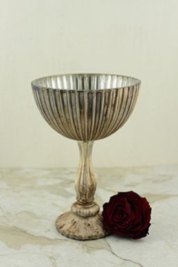 Pedestal Bowl 02