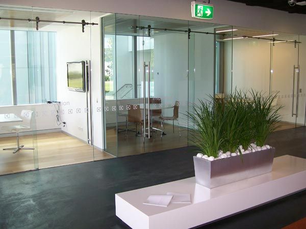 Glass Installation Service 03