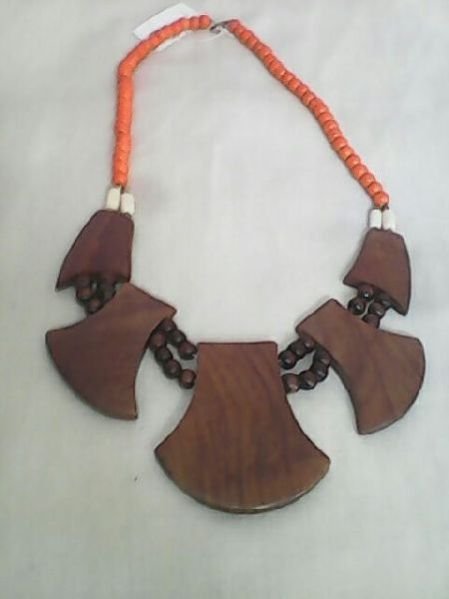 Horn and Bone Jewellery 01