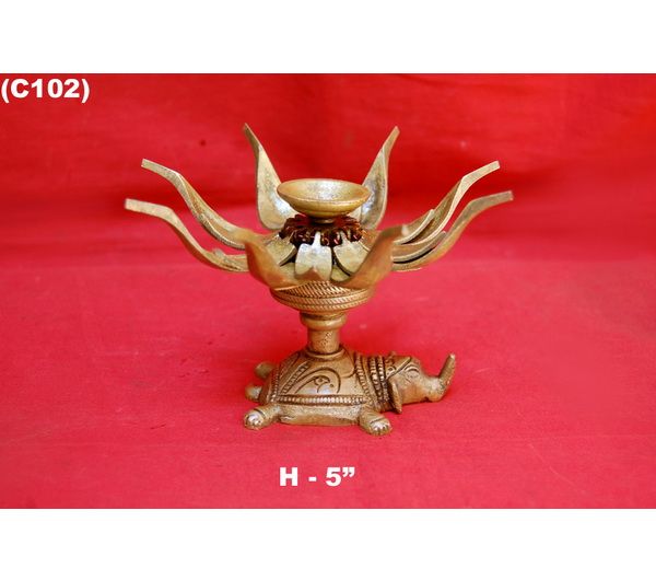 C-102 Brass Candle Stand