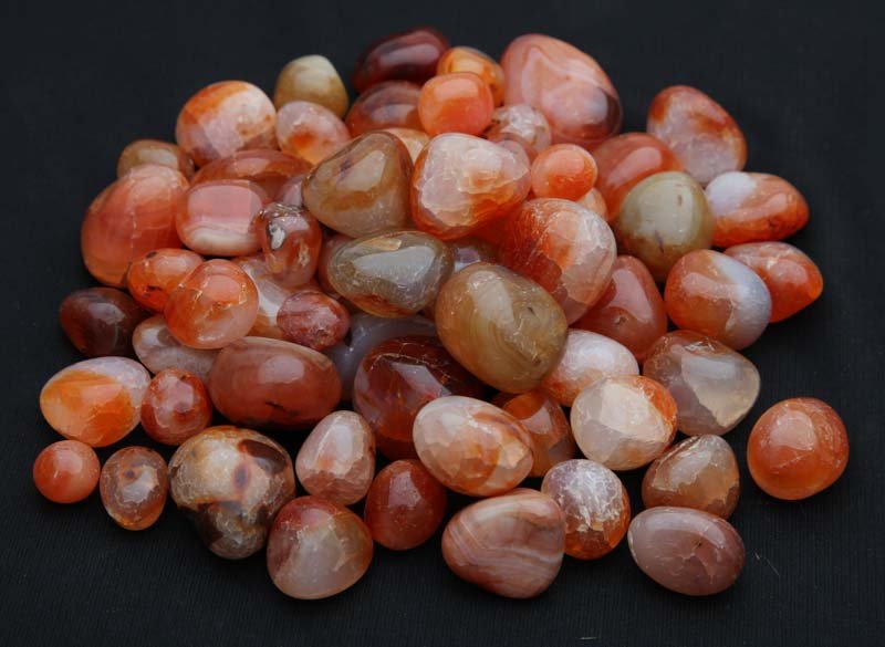 Red Carnellian Pebble Stones (P022)