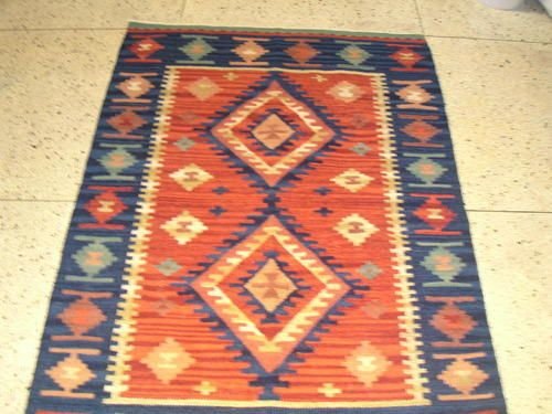 Cut Shuttle Rug 02