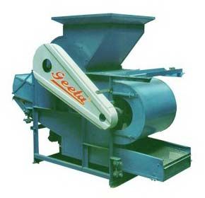 almond shelling machine
