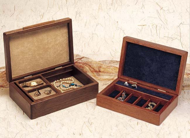 Wooden Jewelry Box 01