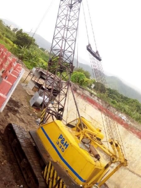 Crawler Crane Rental Services 01