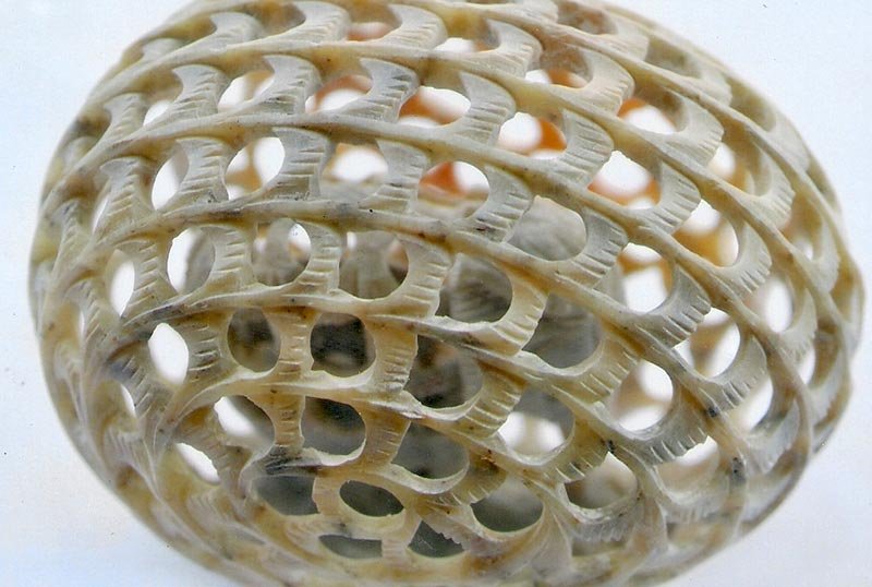 Stone Egg with under cut Elephant  3'' LHSEGE 3''