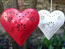 HEART SHAPE HANGING LANTERN