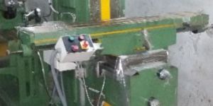 Universal Milling Machine