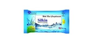 Silkin Scrub & Smooth Bath Bar