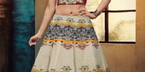 Red Designer Lehangas