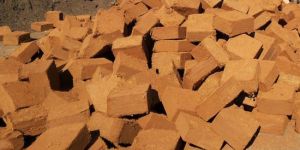 COCO PEAT and GROW BAGS