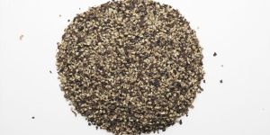 Crushed Black Pepper Corns