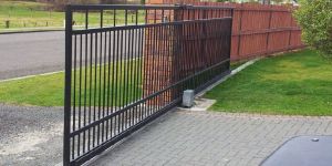 Sliding Gate